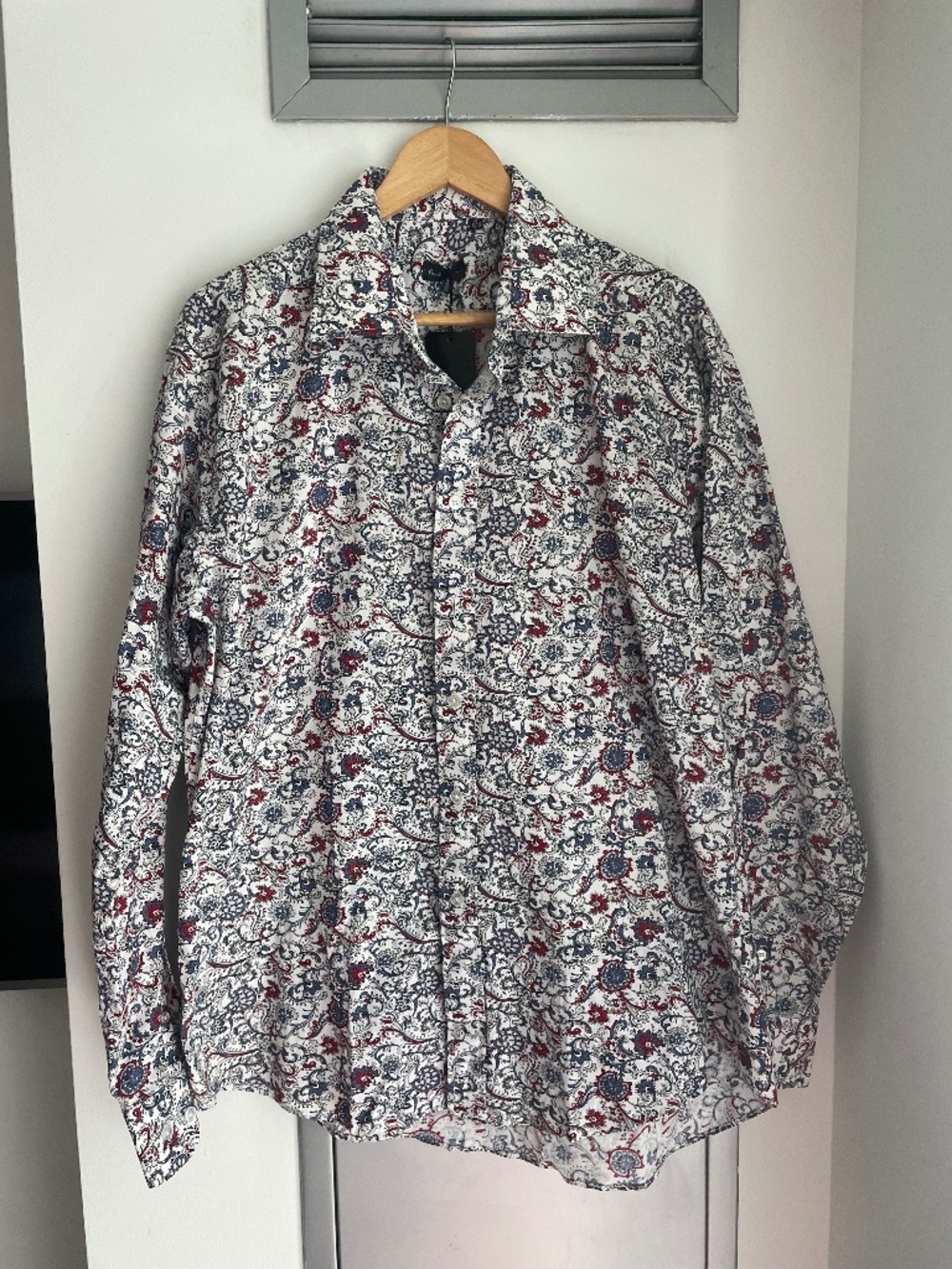 New Shirt . Paul Smith . Size 18, 34-35
